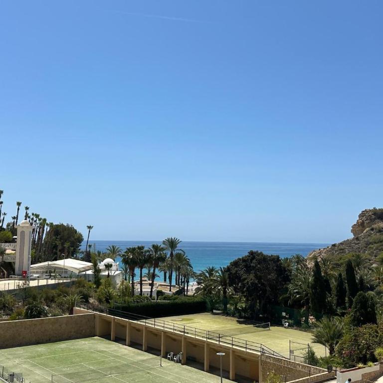 Apartamento frente al mar, piscina y parking - Apartment with Terrace - 11