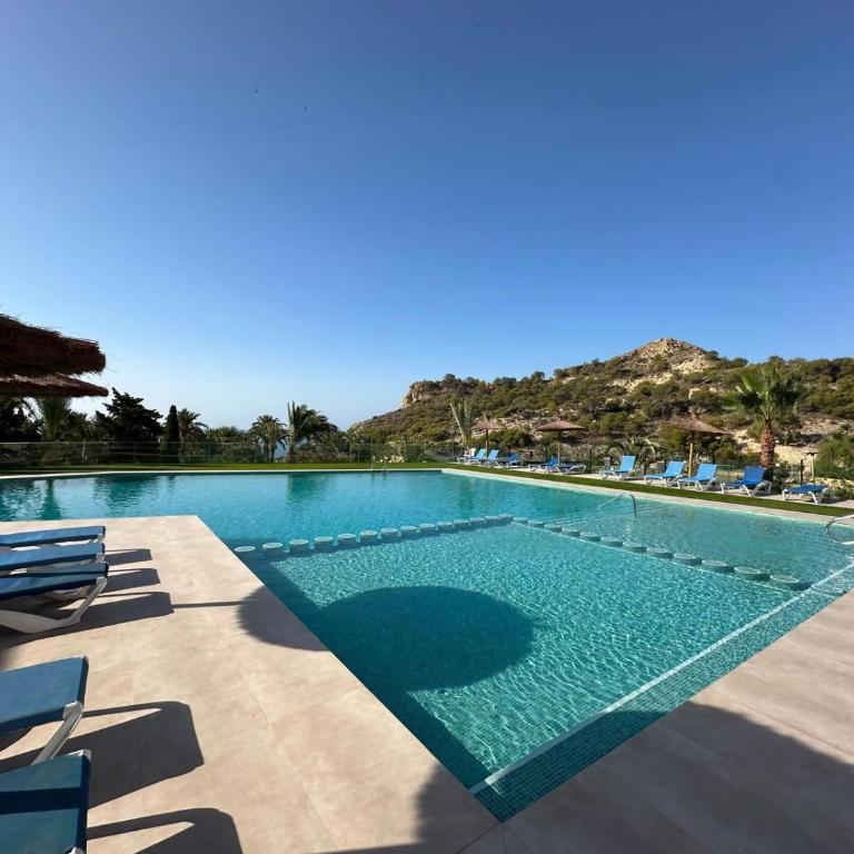 Apartamento frente al mar, piscina y parking - Apartment with Terrace - 10