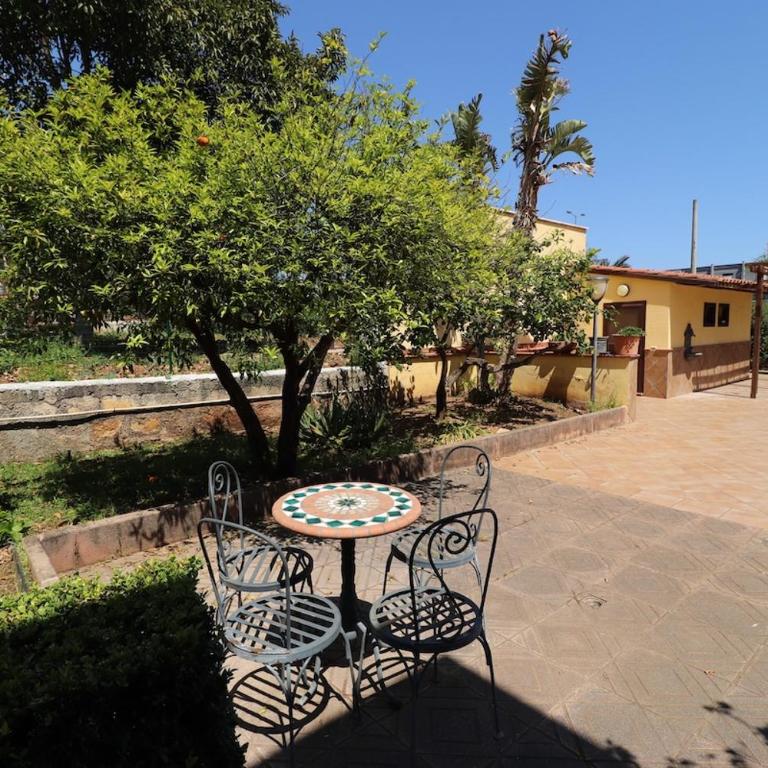 Villa Parthenia - Oasi in città - Casa con 3 Camere da Letto - 30