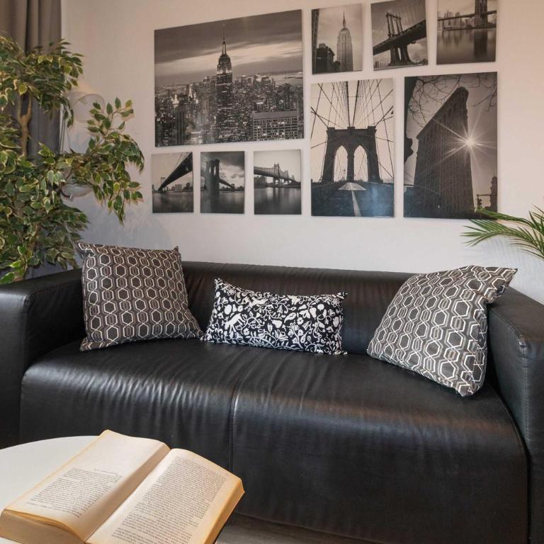 Elegant Apartment in Barcelona Ideal for Business and Leisure Next to Fira - Apartamento con 4 dormitorios - 17