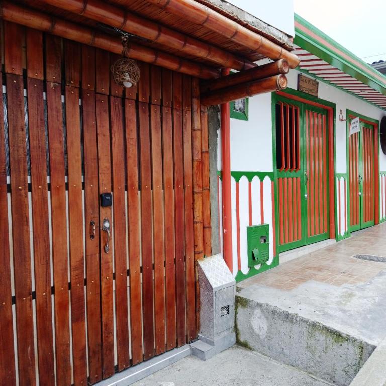 Dekapolis 3 - Triple Room with Private Bathroom - 1