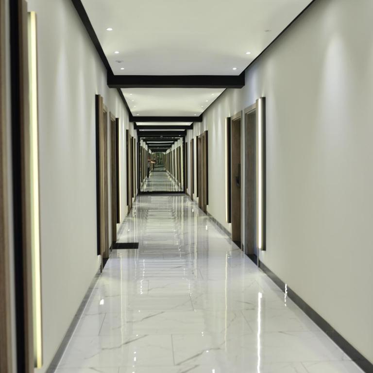 Sky Luxia - One-Bedroom Apartment - 6