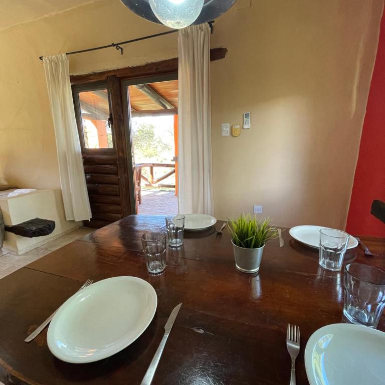 Refugio 17 - Cabañas & Suites de montaña en Falda del Carmen - Casa - 4