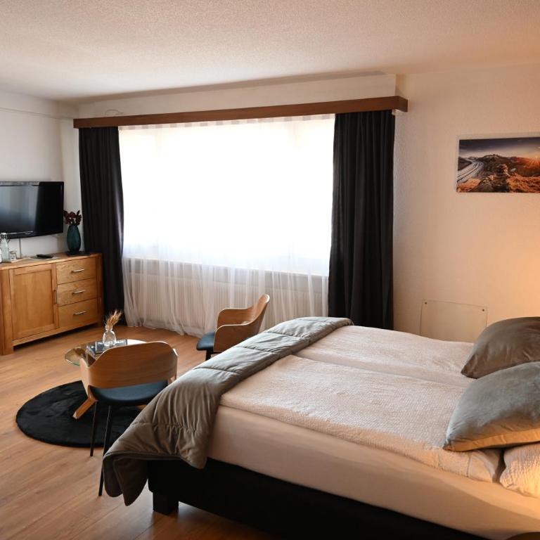 Hotel Europe Brig - Deluxe Doppelzimmer - 3