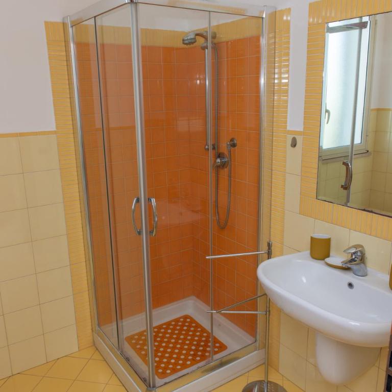 Residence Orange - Casa con 2 Camere da Letto - 12