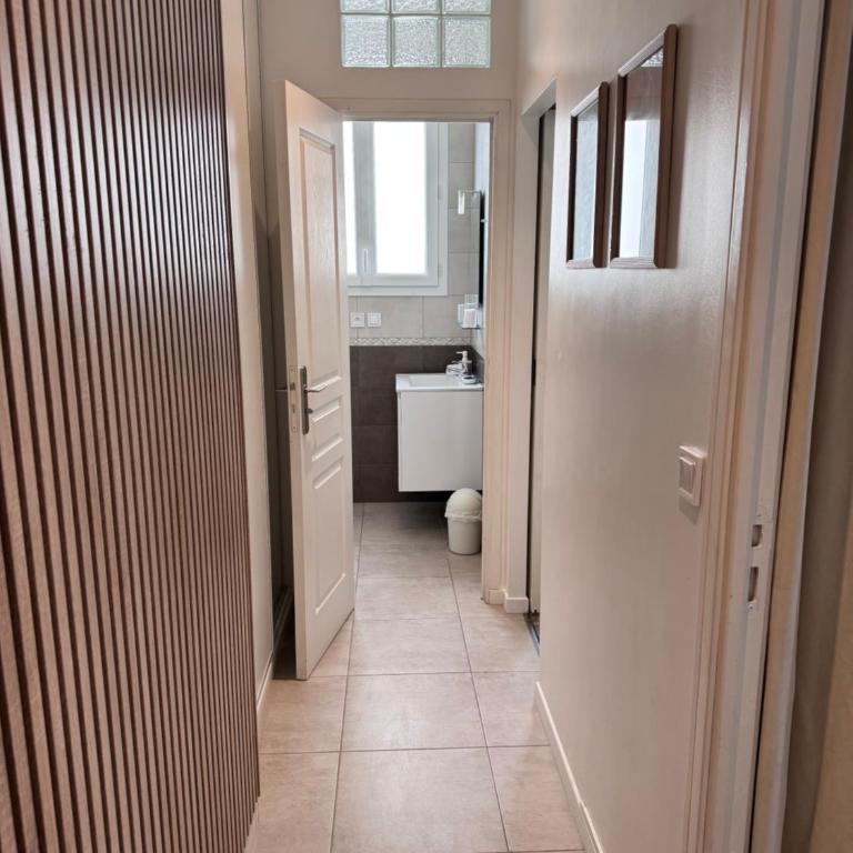 Appartement Des Iles - Appartement avec Balcon - 9