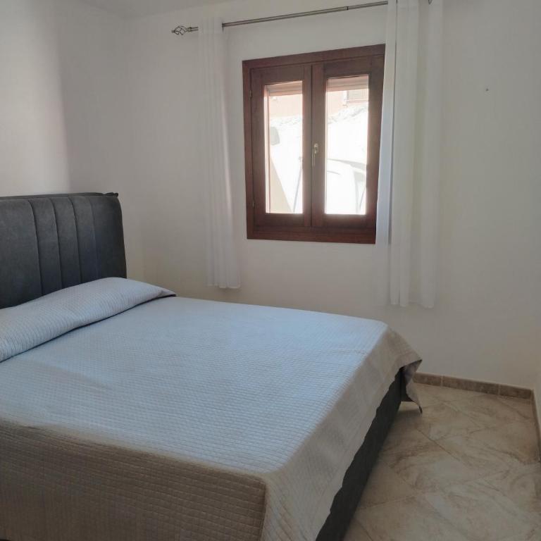 Villa con giardino 500 m dal mare - Casa con 2 Camere da Letto - 11