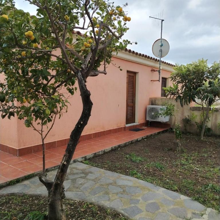 Villa con giardino 500 m dal mare - Casa con 2 Camere da Letto - 17
