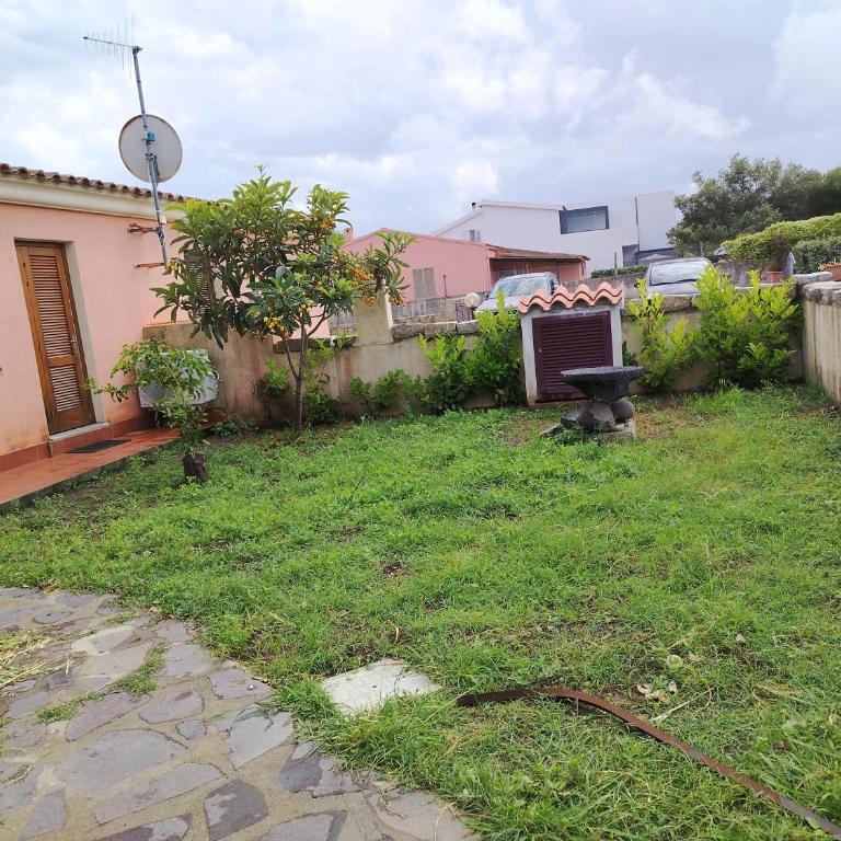 Villa con giardino 500 m dal mare - Casa con 2 Camere da Letto - 18