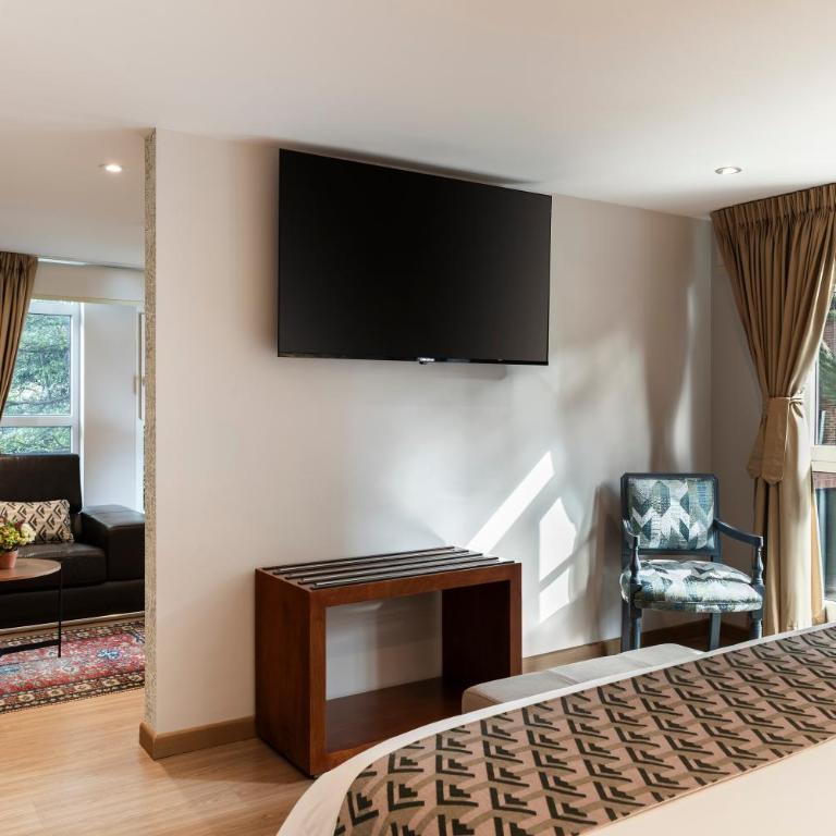 Hotel Portón de la Cabrera - Suite Grand - 8