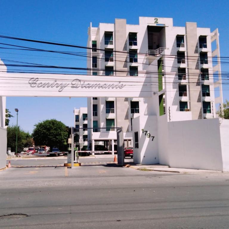 Contry Diamante 3 Habitaciones equipado - Three-Bedroom Apartment - 17