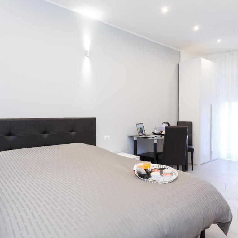 Domus Arena - Double Room with Private Bathroom - 3