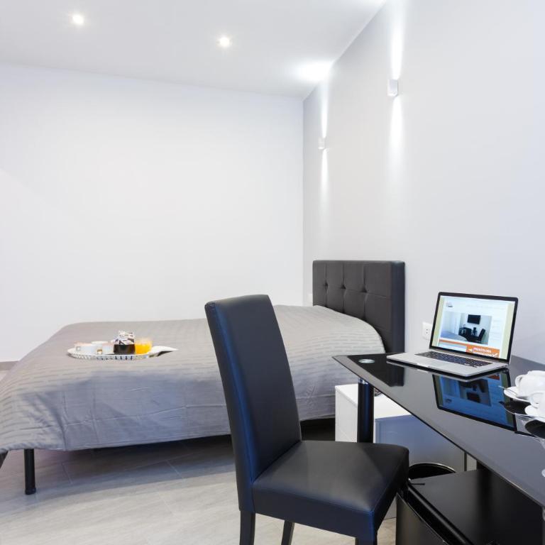 Domus Arena - Double Room with Private Bathroom - 4