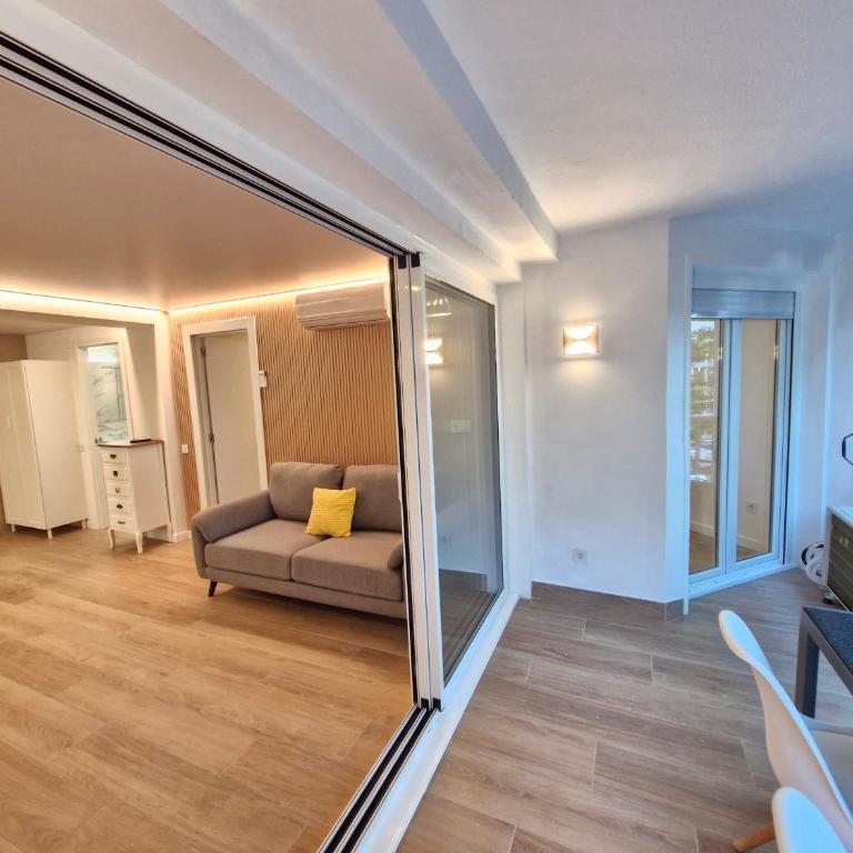 Salou centro piscina Gisamar reformado año 26 - Three-Bedroom Apartment - 16