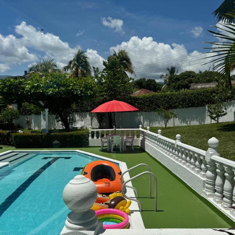 Casa Quinta Melgar - Four-Bedroom House - 5