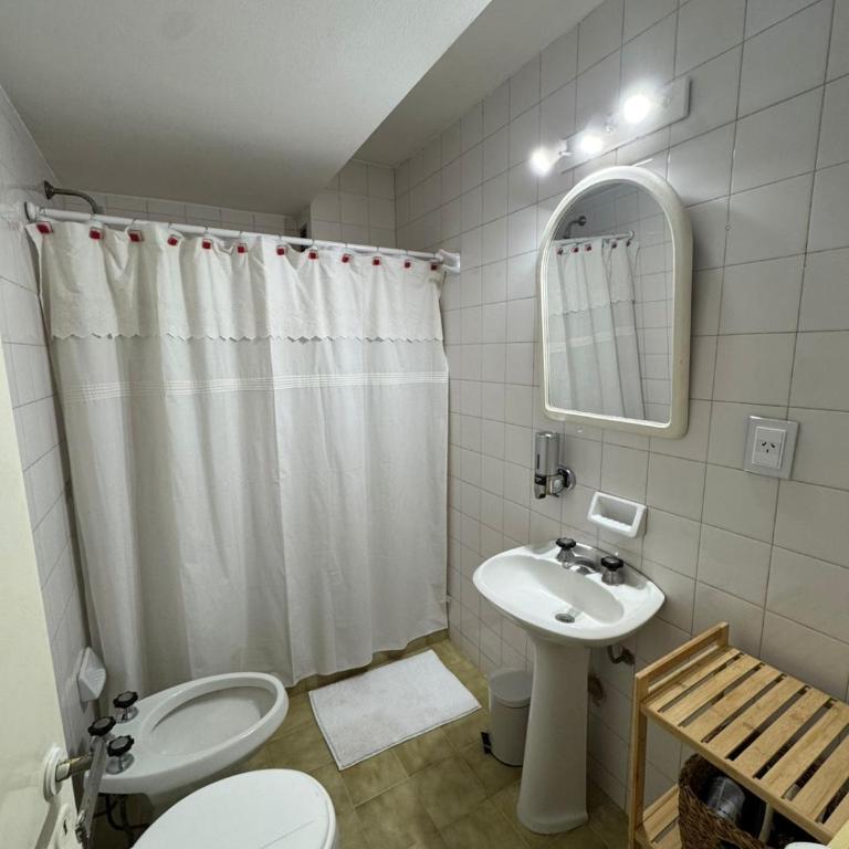 Dpto, 2 dormitorios con patio, Silencioso, Céntrico, COCHERA - Apartamento - 8