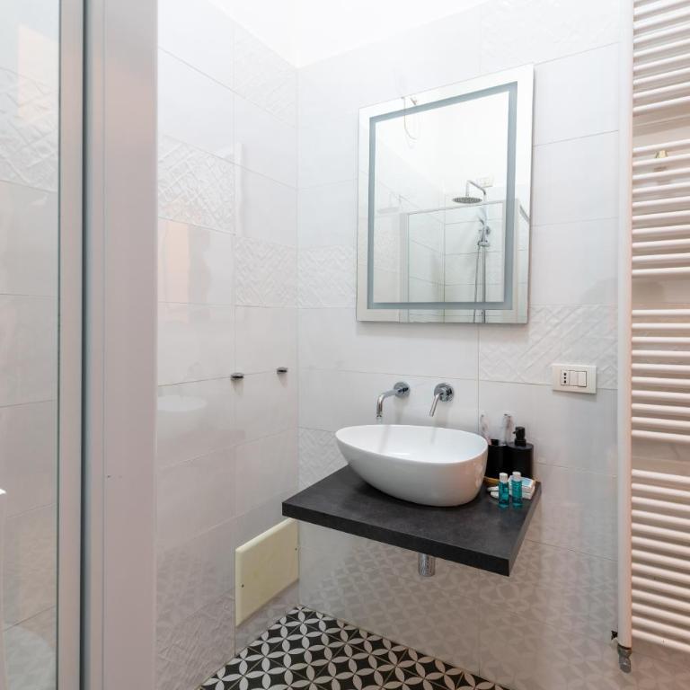 Palazzo Montecchi Verona - Teatro Romano Ponte Pietra - Appartamento con 1 Camera da Letto - 12