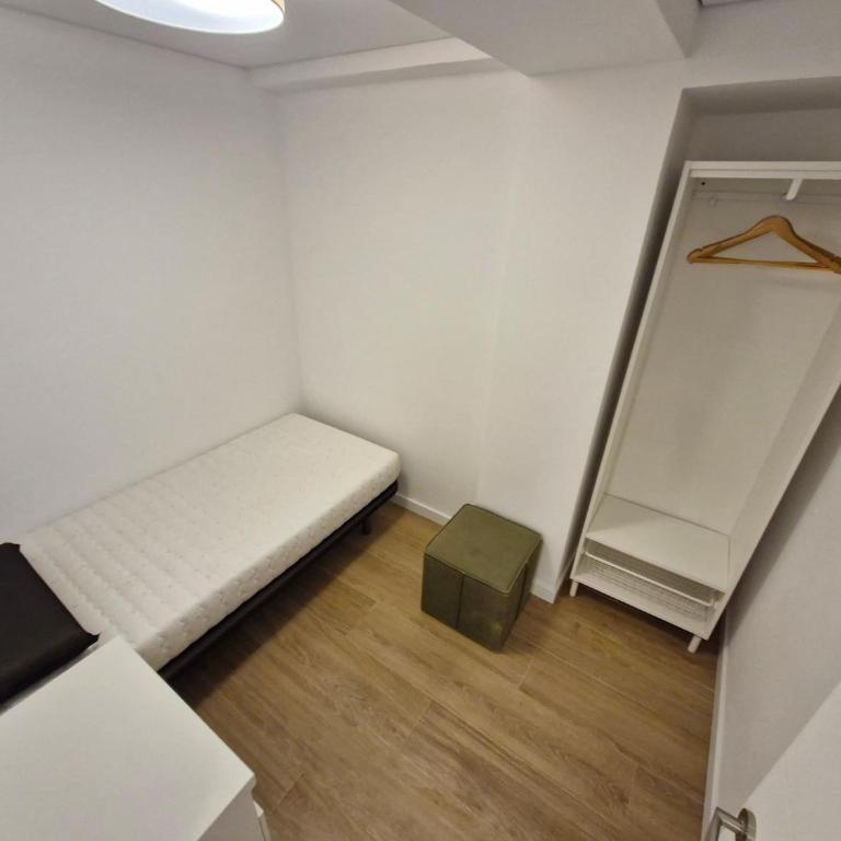 Salou centro piscina Gisamar reformado año 26 - Three-Bedroom Apartment - 36