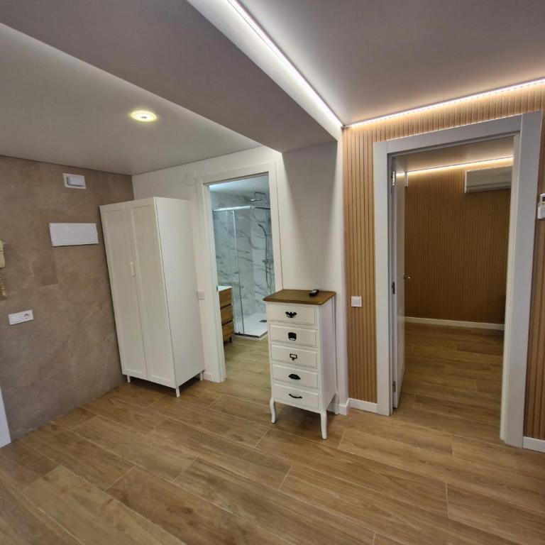 Salou centro piscina Gisamar reformado año 26 - Three-Bedroom Apartment - 25