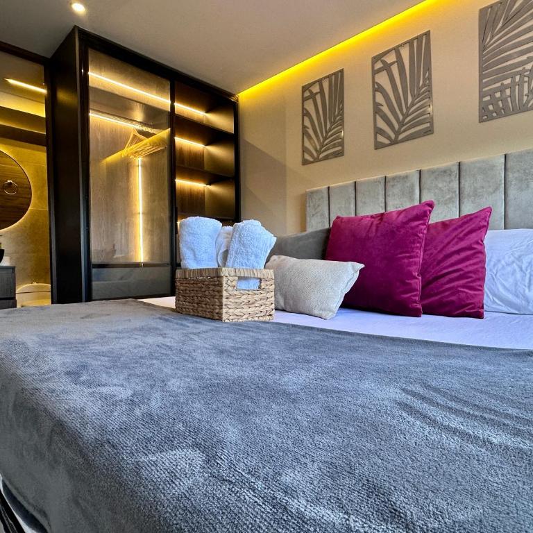 Sun luxury suit Ricaurte - Apartamento de 2 dormitorios - 2