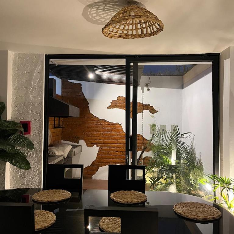 Apartment among plants - One-Bedroom Apartment - 17