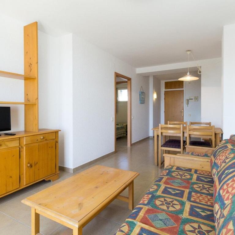 Sol 304 - Three-Bedroom Apartment - 6