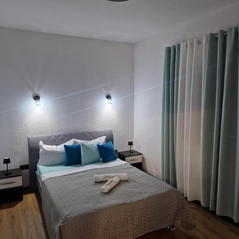 Villa Breza - Three-Bedroom Villa - 17