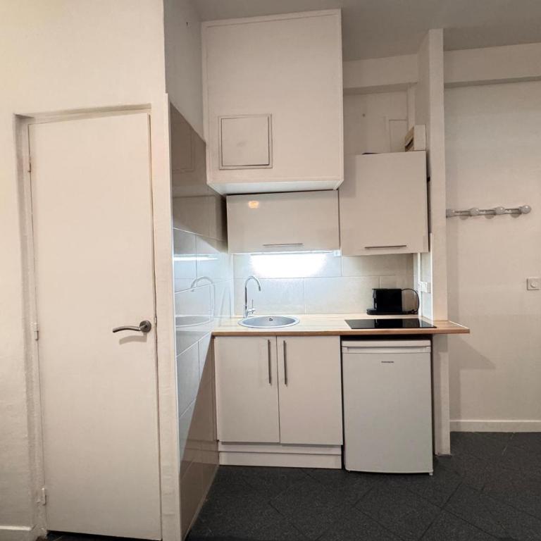 STUDIO 86 rue LEVIS 75017 - Appartement 1 Chambre - 5