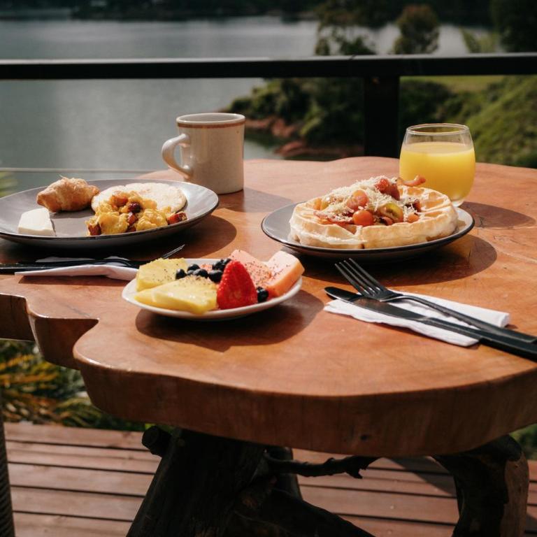 Bliss Sanctuary Vista - Glamping and Club - Deluxe Double Room with Balcony - 13