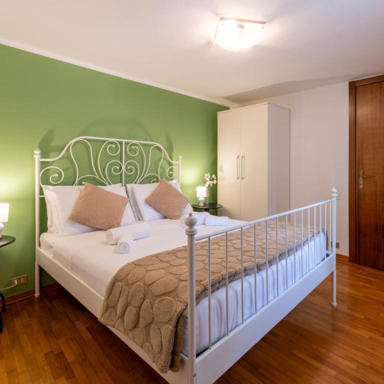 Attico Esclusivo Piazza delle Erbe - Santa Anastasia - Appartamento Loft con 1 Camera da Letto - 5