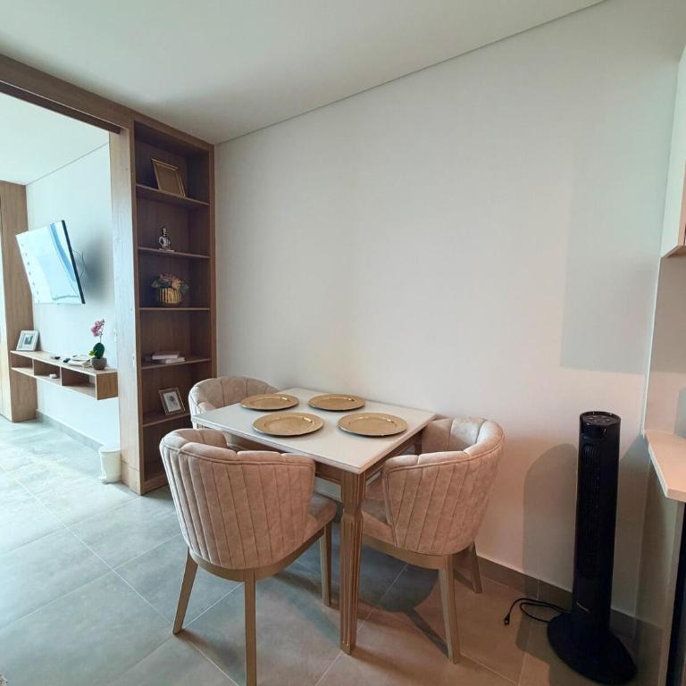 Moderno apto con vista al mar en el Centro de Santa Marta - Two-Bedroom Apartment - 5