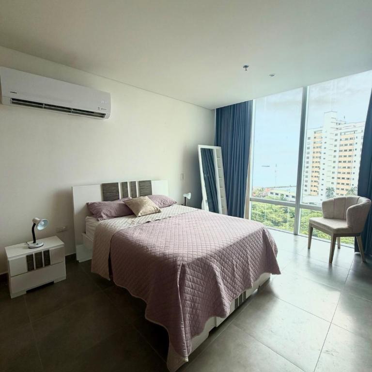 Moderno apto con vista al mar en el Centro de Santa Marta - Two-Bedroom Apartment - 10