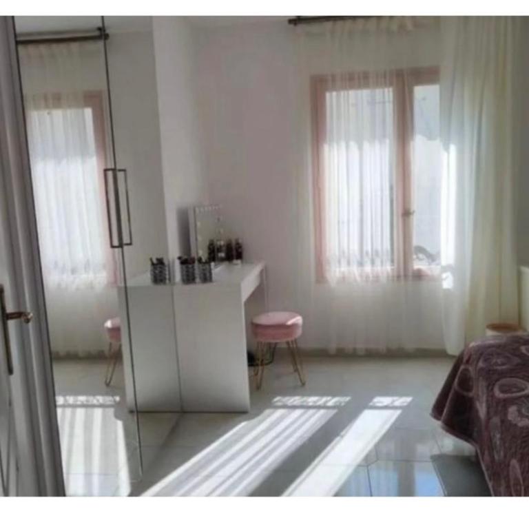 Elegant Cannes Villa 4-5 Bedrooms Walk to Palais & Beaches - Villa - 11