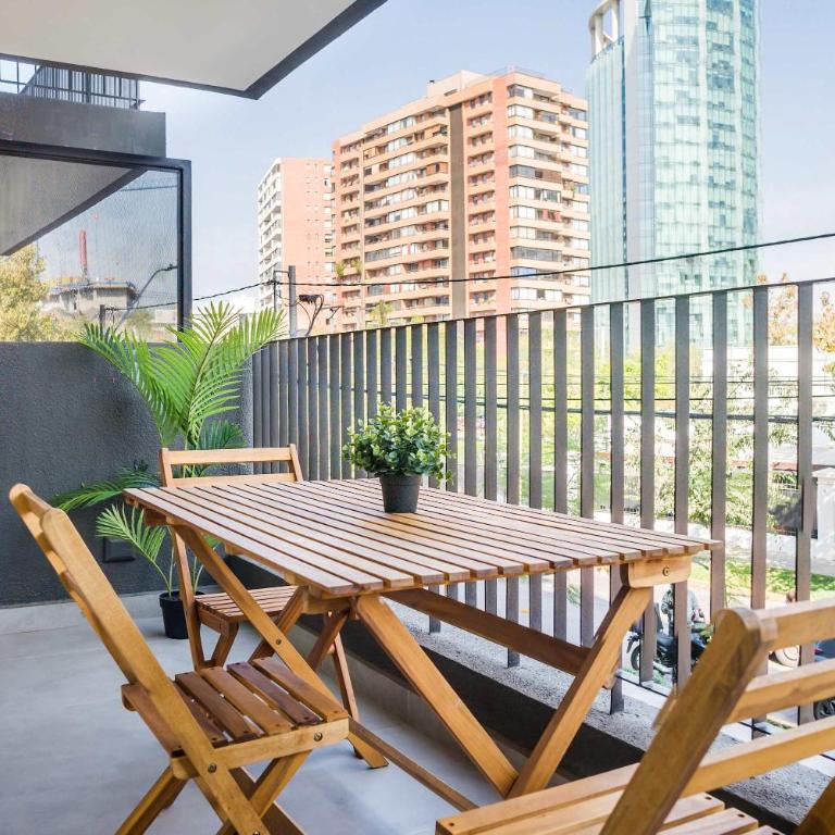 1BR for 3 Las Condes Near Metro Magallanes - Apartamento - 1