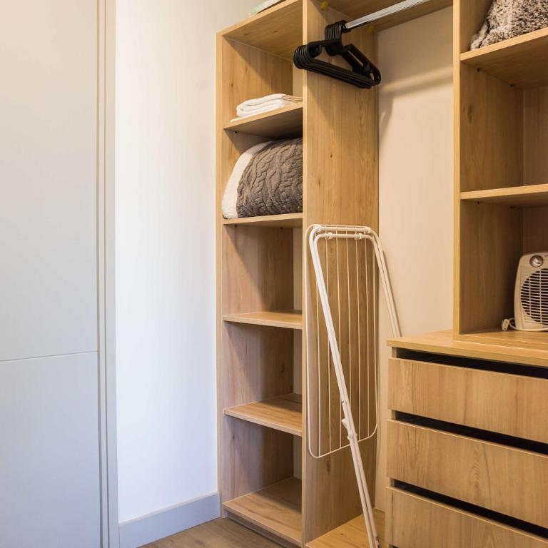 Chic Las Condes Apt Balcony & Pool Access - Apartment - 20