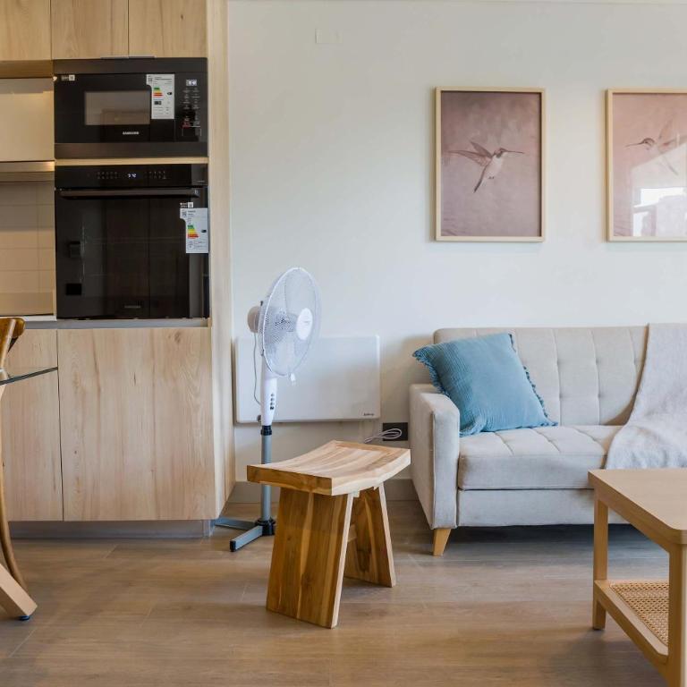 Las Condes 1BR Sleeps 3 near Metro Magallanes - Apartment - 6