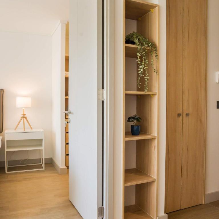 Las Condes 1BR Sleeps 3 near Metro Magallanes - Apartment - 24