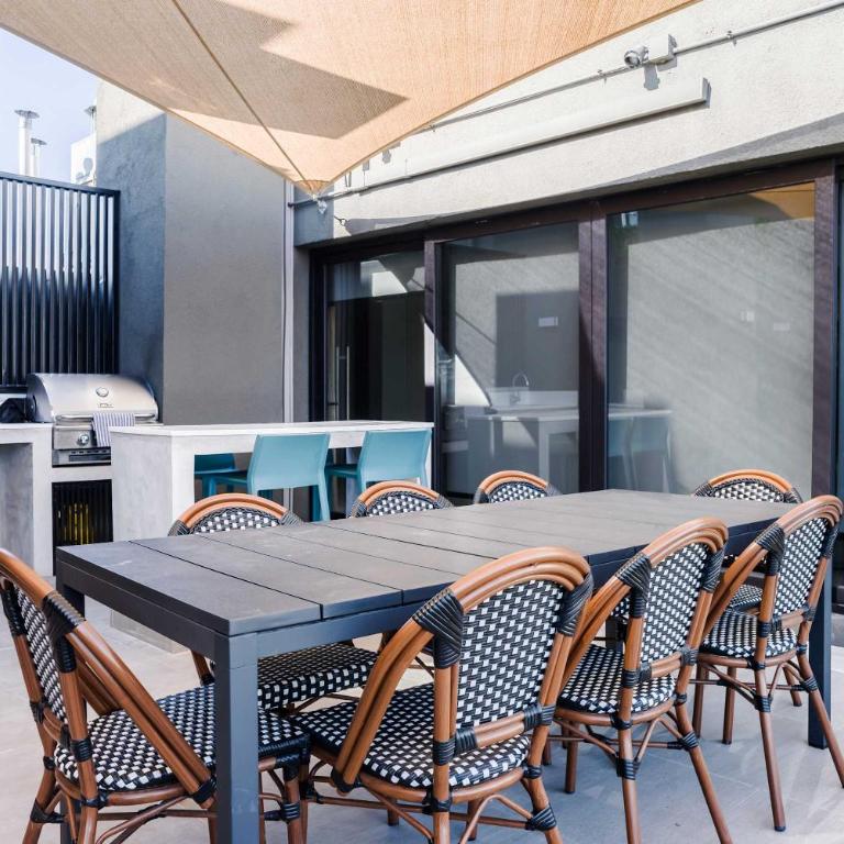 Chic Studio in Las Condes with City Views - Apartment - 34