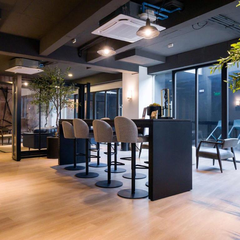 Chic Studio in Las Condes with City Views - Apartment - 48