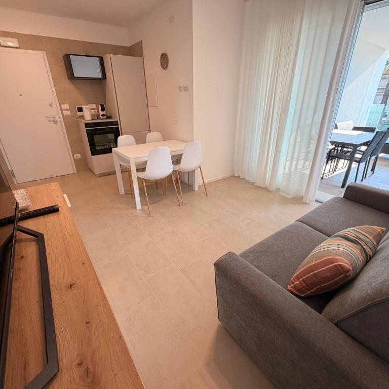 Piscina Fronte Mare & Terrazza - JL Blue Apartments - One-Bedroom Apartment - 7