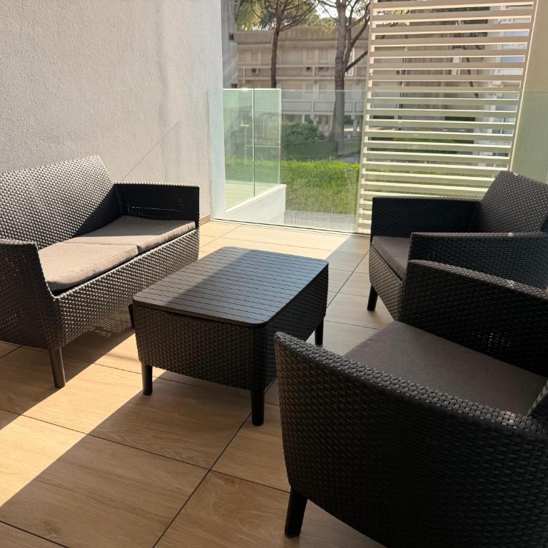 Piscina Fronte Mare & Terrazza - JL Blue Apartments - One-Bedroom Apartment - 2