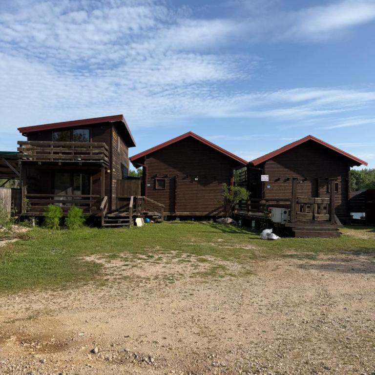 Sara Riverside Cottage - One-Bedroom House - 7