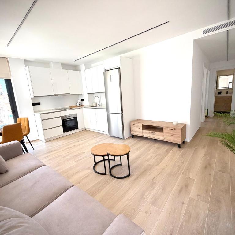 Apartamento 2 habitaciones los boliches beach Fuengirola - Apartamento de 2 dormitorios - 2