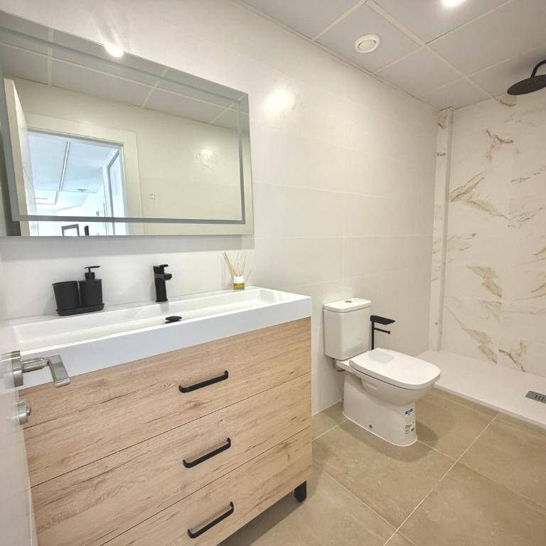 Apartamento 2 habitaciones los boliches beach Fuengirola - Apartamento de 2 dormitorios - 12