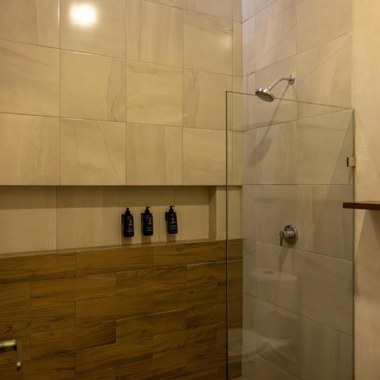Casa Santian - Colonial Mansion near Paseo Montejo & Gastronomic Corridor - Villa with Private Pool - 60