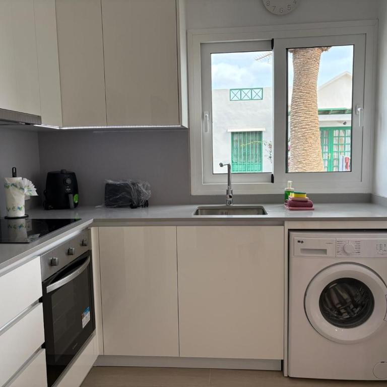Sol y Sal - One-Bedroom Apartment - 9