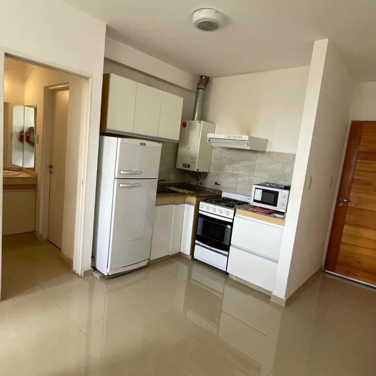 Luminoso Departamento en el Corazón de Carlos Paz - Apartamento de 1 dormitorio - 4