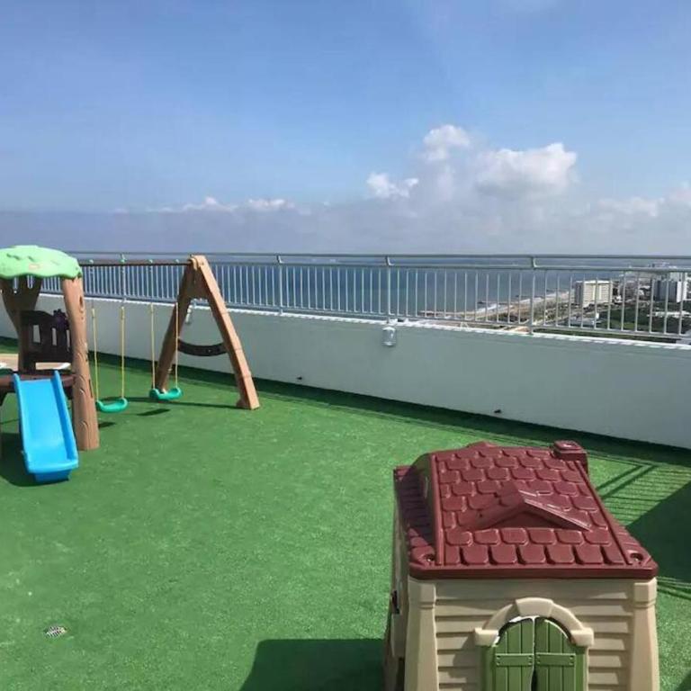 Beautiful Condo at Cartagena's Beach Front - Three-Bedroom Apartment - 21