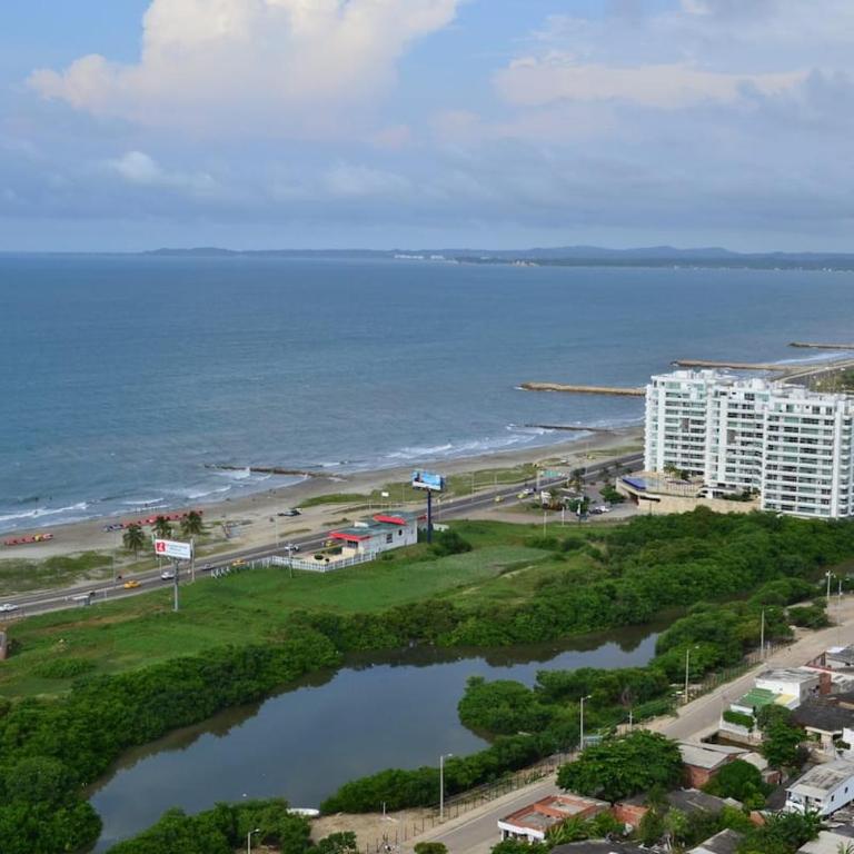 Beautiful Condo at Cartagena's Beach Front - Three-Bedroom Apartment - 23