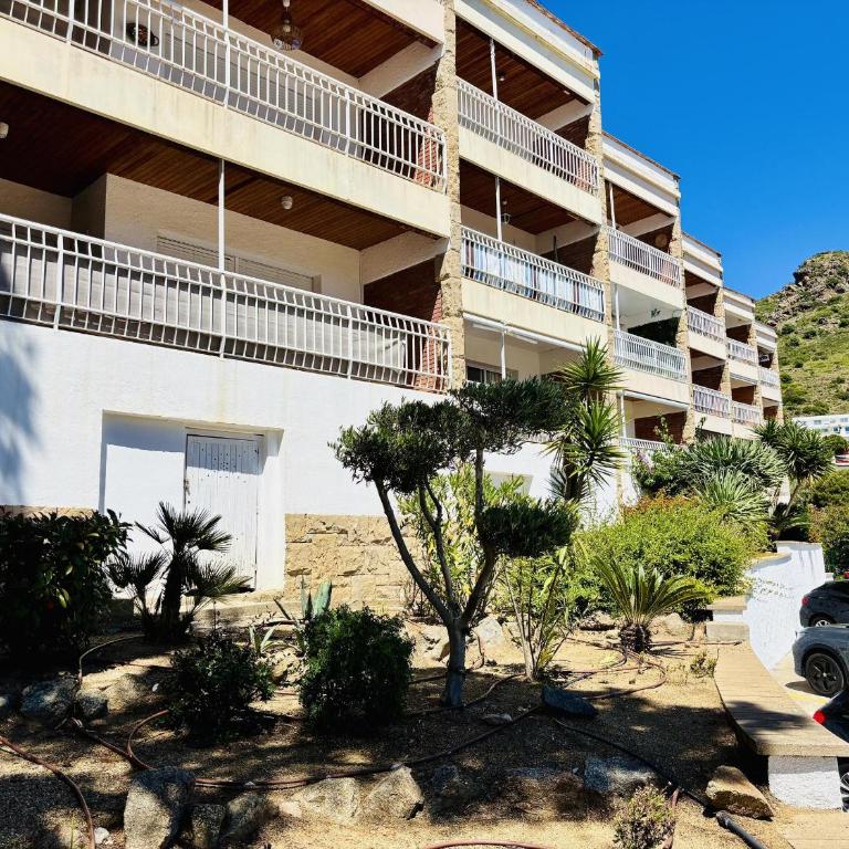 Apartamento en Roses, 2 dormitorios, estacionamiento y terraza - ES-258-16 - Apartment - 26